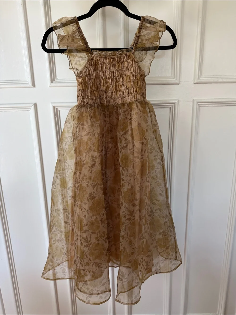 Noralee Size 10 Girls Tan Floral Ruffle-Shoulder Smocked Dress
